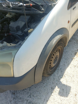 FORD CONNECT SOL ÇAMURLUK ÇIKMA
