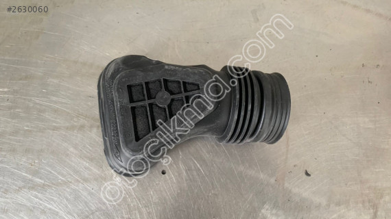 Megane 4 Taliant Sandero 1.0 TCE Hava Filtre Borusu 165558534R