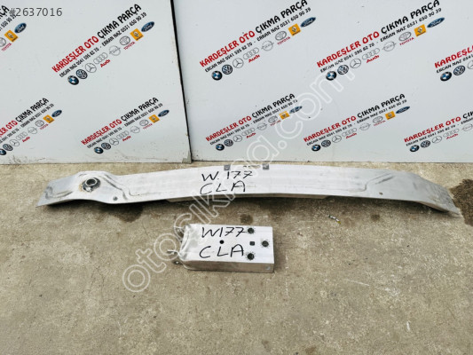 Mercedes CLA w177 ön tampon demiri & ayagı