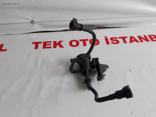 Mercedes E C VALF YAKIT SİSTEMİ TAHLİYE VANASI A00014760532