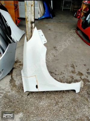 Suzuki swift sağ ön çamurluk