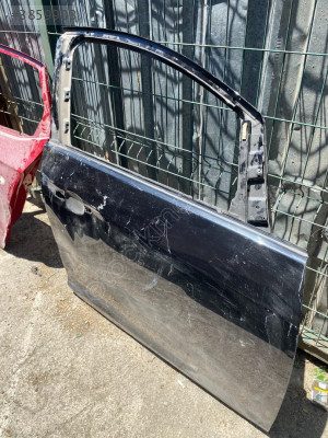 OPEL ASTRA J SAĞ ÖN KAPI - SİYAH ÇIKMA
