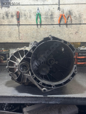 Ford Custom 2.2 6 İleri Şanzıman