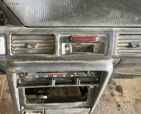 MAZDA 323 SEDAN GÖĞÜSLÜK ZAMAN SAATİ