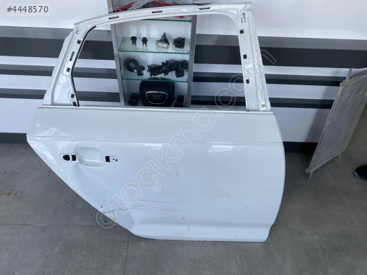 AUDİ A4 2017-2019 SAĞ ARKA KAPI