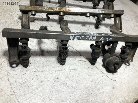 Opel Vectra A 2.0 Enjektör Kütüğü