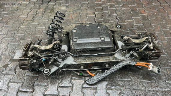 2022 BMW İX3 ELEKTİRİKLİ ARKA MOTOR