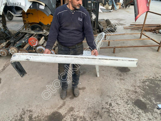 MİTSUBİSHİ GALANT ARKA TAMPON ÜST PARÇASI 1990 MODEL ORJİNAL
