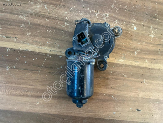 MİTSUBİSHİ GALANT ÖN CAM SİLECEK MOTORU 1990 MODEL