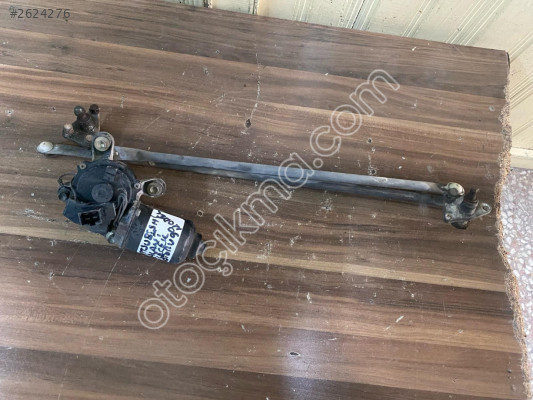 MİTSUBİSHİ GALANT ÖN CAM SİLECEK MOTORU 1990 MODEL ORJİNAL ÇIKMA
