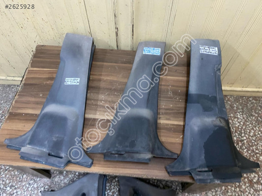 MİTSUBİSHİ GALANT ORTA DİREK İÇ KAPLAMA PLASTİĞİ 90 MODEL