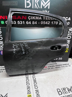 Nissan Almera Sol Arka Kapı