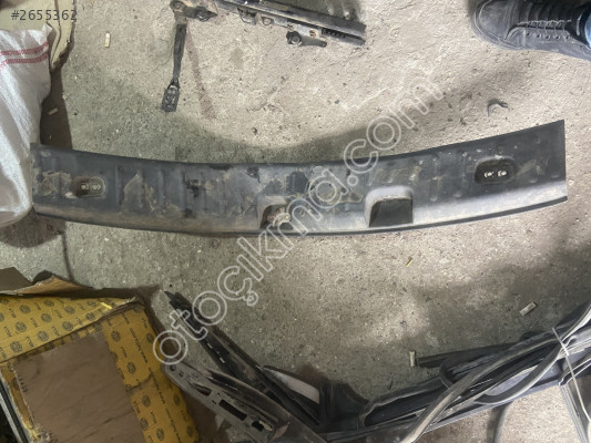 Volkswagen Caddy 11-15 bagaj kaplama plastiği