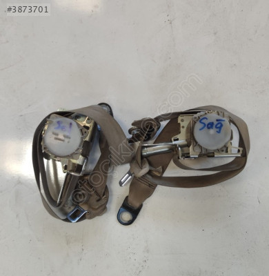 TOYOTA COROLLA EMNİYET KEMERLERİ