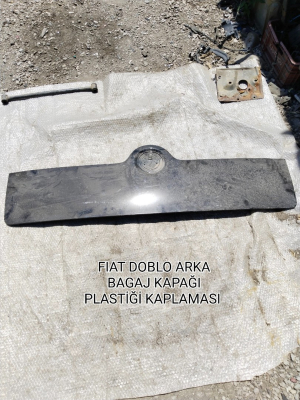 FİAT DOBLO ORJİNAL BAGAJ KAPAĞI PLASTİĞİ KAPLAMASI