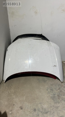 VOLKSWAGEN/ PASSAT 15-24 UFAK HASARLI ORJİNAL ÖN KAPUT.