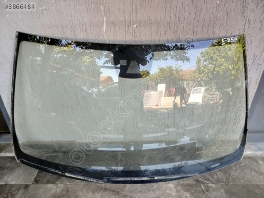 MERCEDES E 250 ÖN CAM HATASIZ ÇIKMA EGE OTOMOTİV