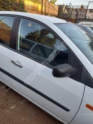 Ford fiesta sağ ön kapı çıkma dolu hatasız