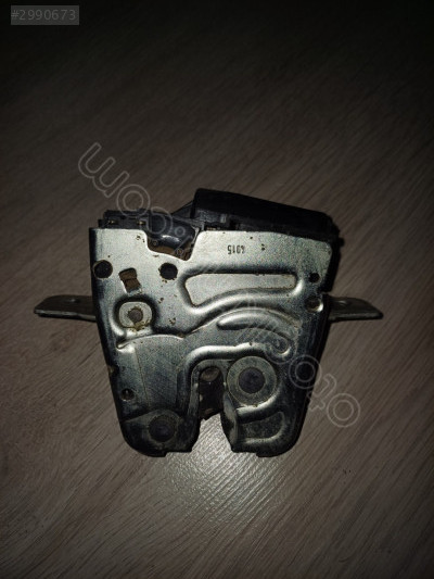 2012-2018 Mercedes W176 W246 Bagaj Kilidi