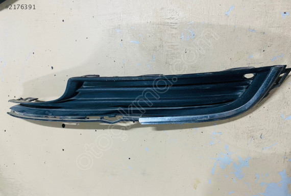 ÇIKMA VW GOLF 13 16 TAMPON SOL ALT IZGARASI 5G0853665A