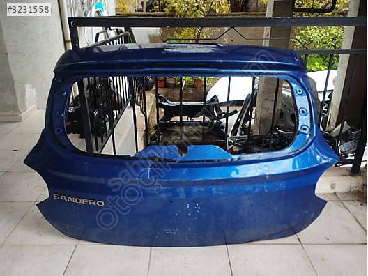Dacia Sandero bagaj kapağı
