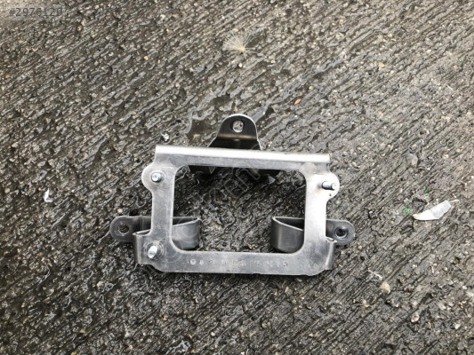 MERCEDES EQE W295 DİSTRONİC SENSÖR BRAKETİ 2975401501