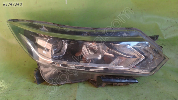 nissan Qashqai sağ far