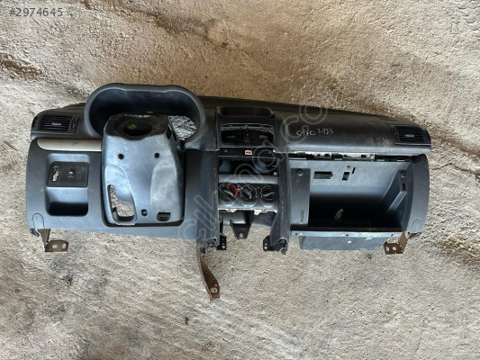 RENAULT CLİO HB GÖĞÜS