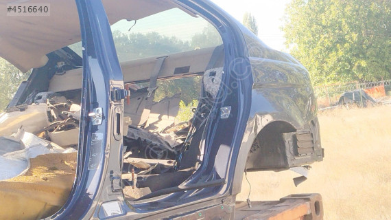 BMW E90 TAVAN ARKA  ÇEVİK OTO ÇIKMA