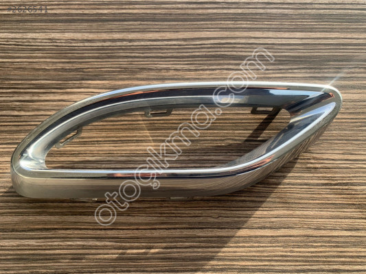 MMercedes W205 C180 C200 Arka Egzoz Ucu Nikelajı Sol A2058852221