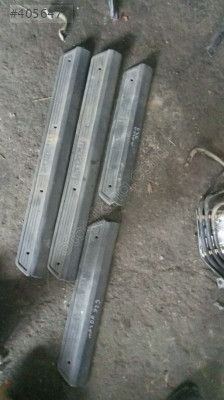 Mazda 929 masbiyel eşik plastikleri