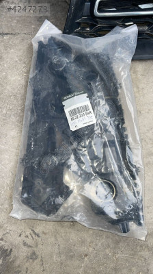 Austral Arka Tampon Bağlantı Braketi (Sağ-Sol) 852223594R