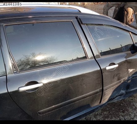 Peugeot 307 sağ arka kapı Station