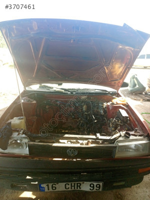 Toyota Corolla motor kaputu