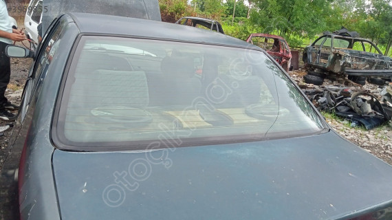 Pejo 306 arka cam sedan yedek parça