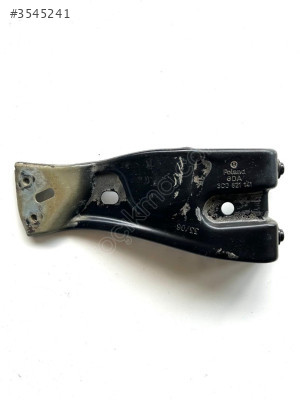 Sol Ön Çamurluk Bağlantı Braketi VW Passat B6 3C0821141