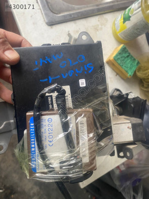 Daihatsu Sirion 1.3 Otomatik Motor Beyni Set çıkma