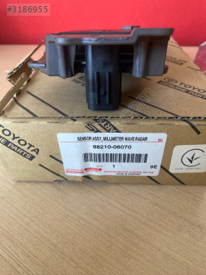 TOYOTA CAMRY CHR RADAR SENSÖRÜ 88210-06070
