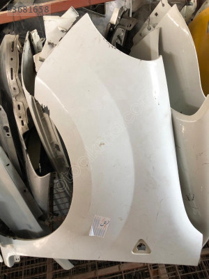 KANGOO 3 SAĞ ÇAMURLUK  VE TÜM ÇIKMA PARÇALAR