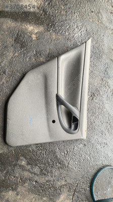 Orijinal hatasız vw polo sol arka kapı döşemesi