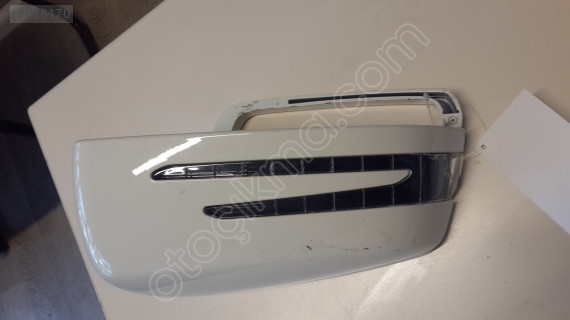 Mercedes E 212 AYNA KAPAĞI SAĞ A2129067301