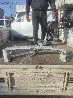 FORD COURİER ÖN TAMPON DEMİRİ ORJİNAL ÇIKMA