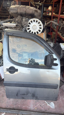 2010 Fiat Doblo ÇIKMA ORJİNAL sağ ön kapı