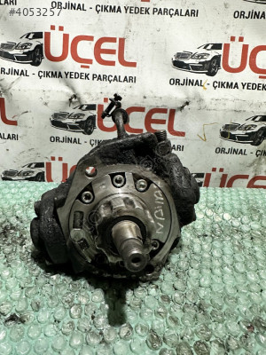 NİSSAN NAVARA MAZOT POMPASI ÜÇEL OTO ÇIKMA BURSA