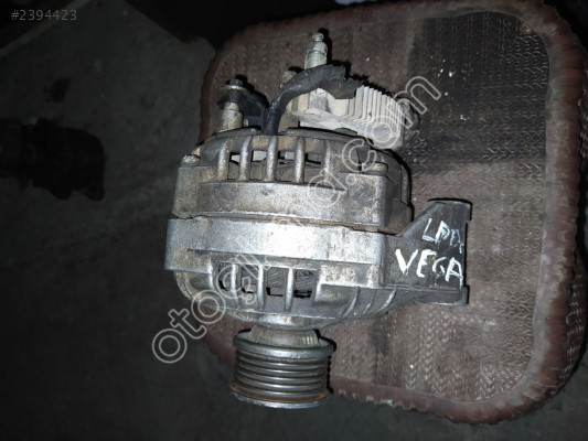 Lada Vega Samara Şarj Dinamosu Çıkma Orijinal