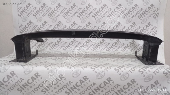 VOLKSWAGEN TOURAN 2015 ÜSTÜ ÖN TAMPON DEMİRİ ÇIKMA