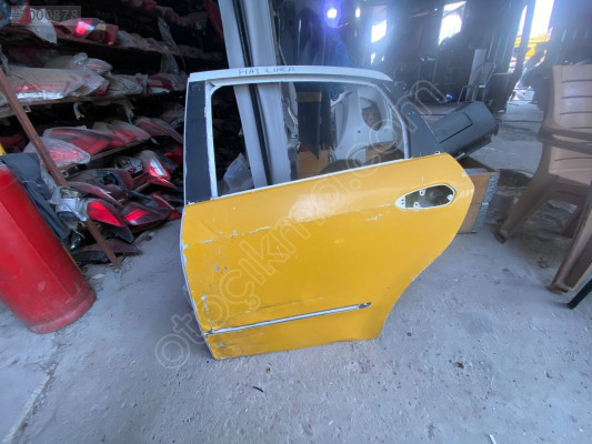 fiat linea 2008 2013 model sol arka kapı