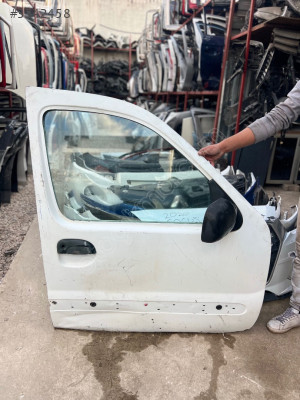 2005 2010 Renault Kangoo çıkma ön sağ kapı