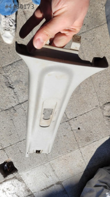 Renault Kangoo 3 Kapı Direği Üst Kaplaması Sol Orta 8200419441