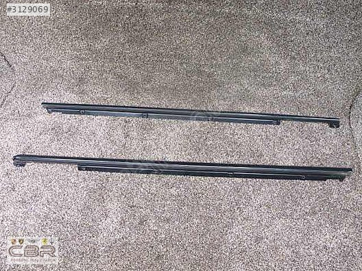 PORSCHE PANAMERA KAPI CAM ÇITASI ÖN 97053715601